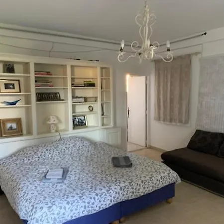 Maison De Vacances La Commanderie Holiday home *