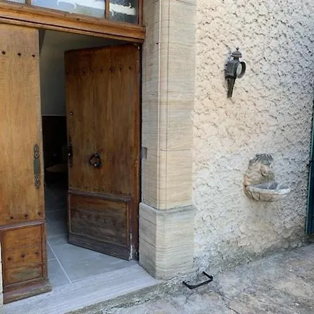 Maison De Vacances La Commanderie